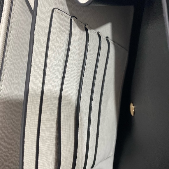 White Crossbody - Picture 4 of 6